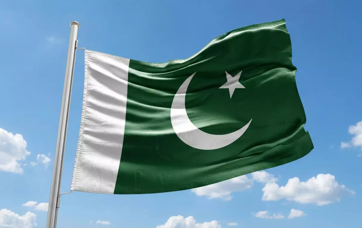 Pakistan\'da İntihar Saldırısı: 4 Polis Öldü