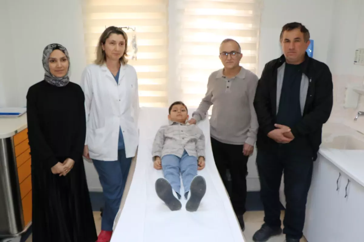 Doğuştan Diyafram Fıtığı Ameliyatı Başarıyla Gerçekleşti