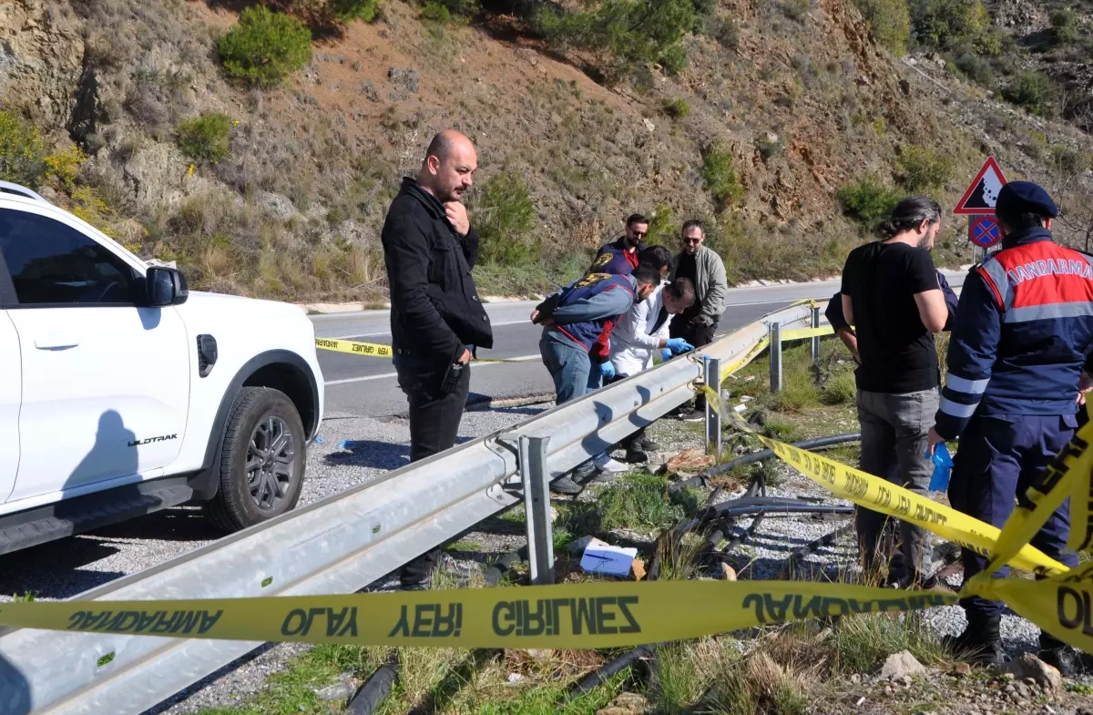 Gazipaşa\'da Kadın Cesedi Bulundu, Eşi Gözaltında