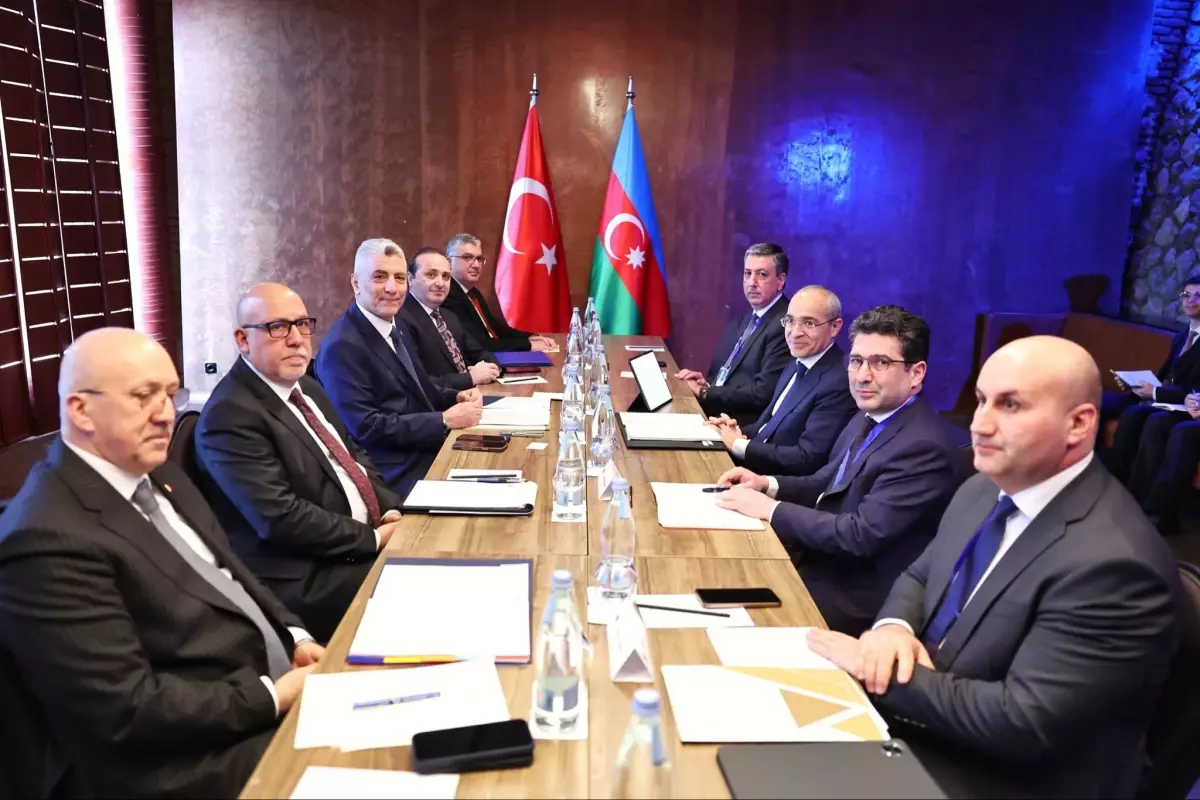 Bolat ve Cabbarov\'dan Ticaret Görüşmesi