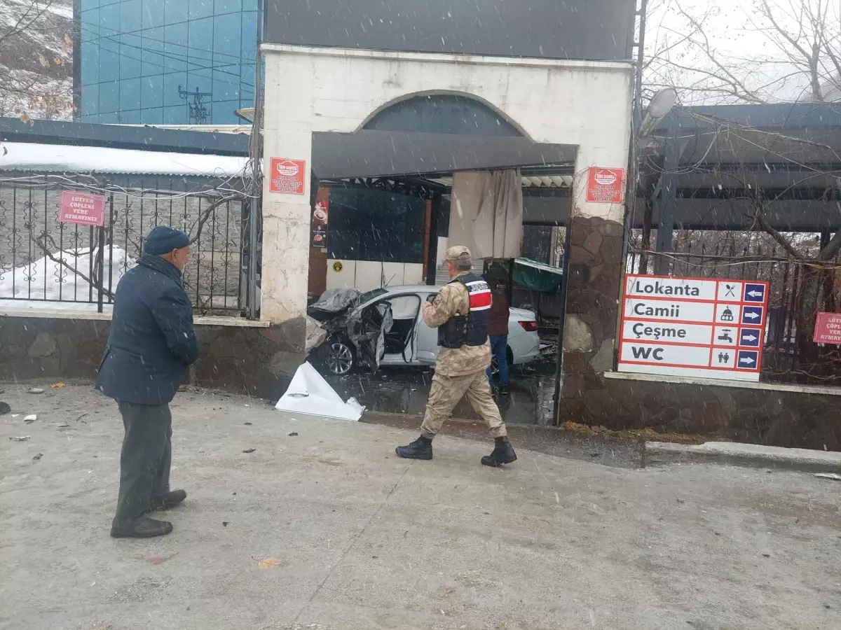 Bingöl\'de Kaza: 5 Yaralı