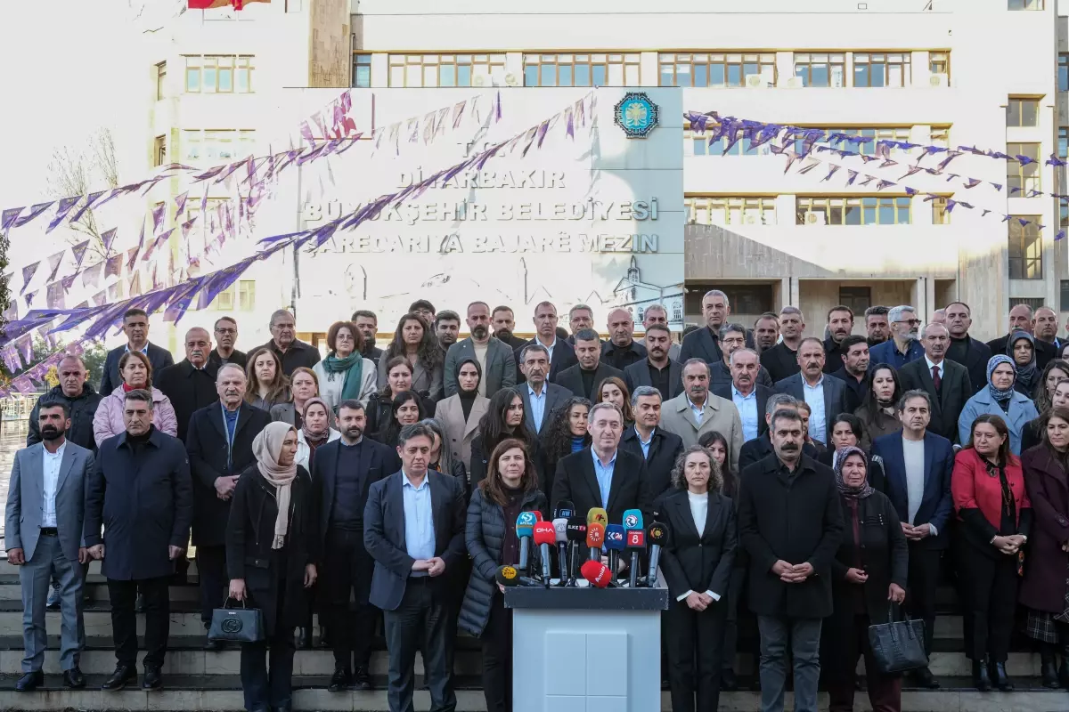 Bakırhan: Kayyumda Israr Doğru Değil