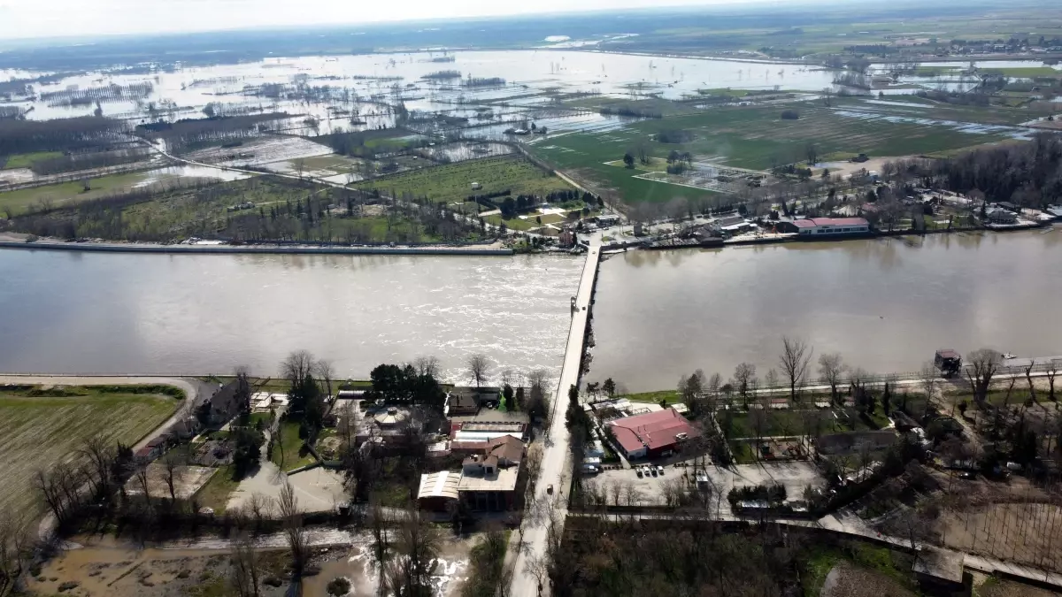 Edirne\'de Nehirlerde Debi Düşüşü