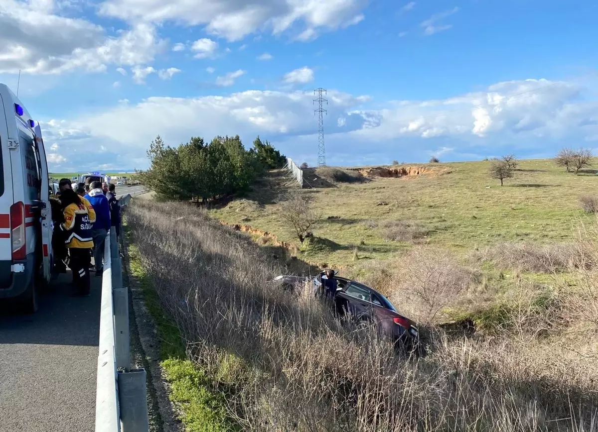 Edirne\'de Trafik Kazası: 3 Yaralı