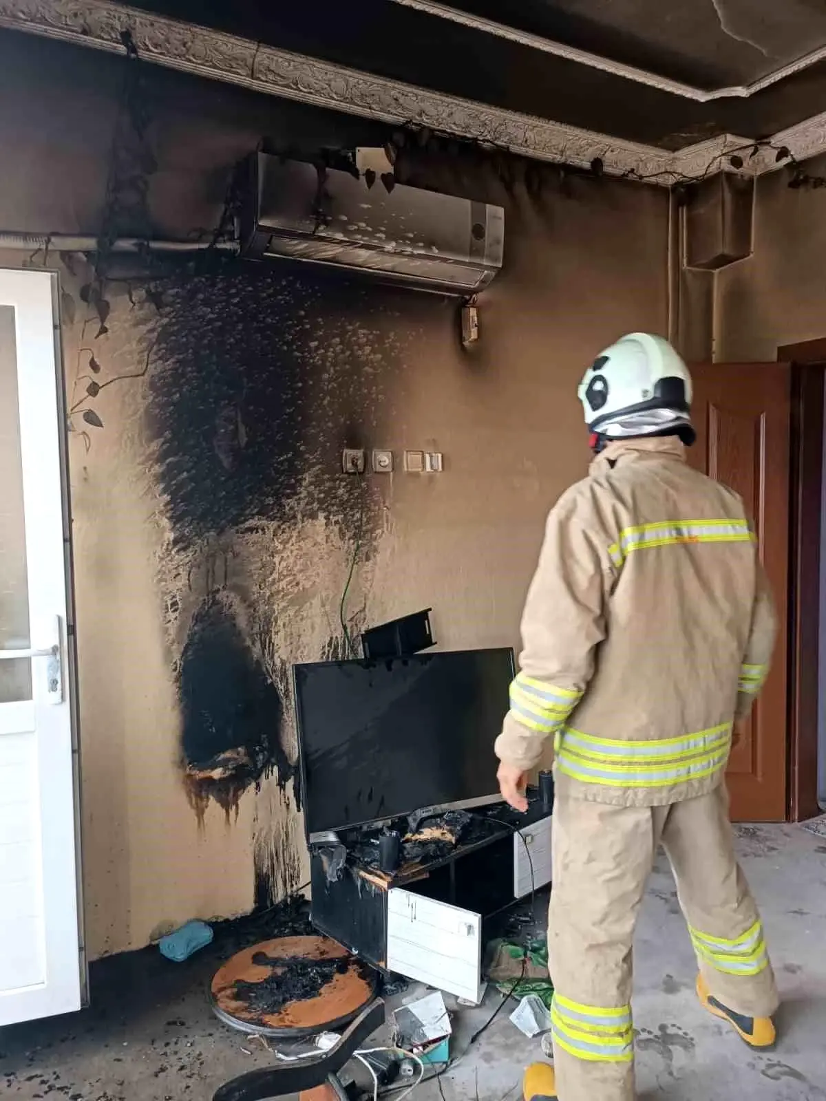 Mardin Kızıltepe\'de Ev Yangını