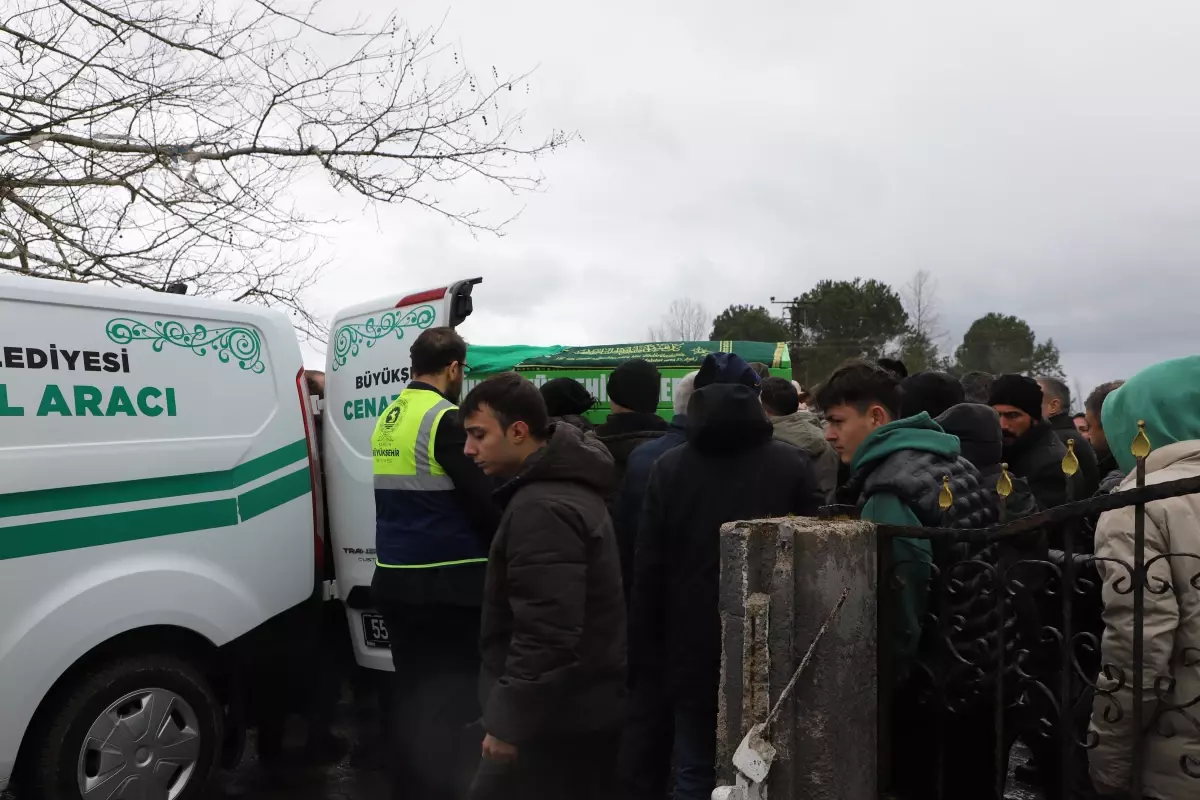 Sevdenur Gülçiçek Son Yolculuğuna Uğurlandı