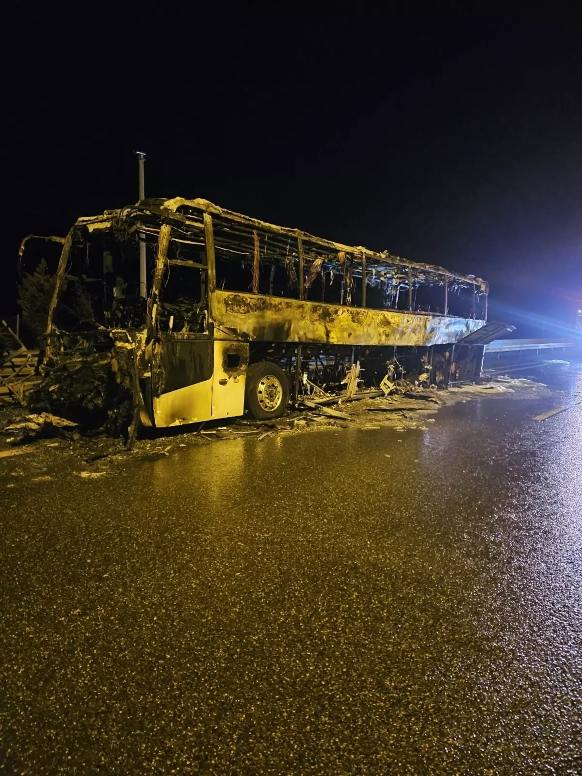 Kocaeli\'de Boş Otobüs Yangını