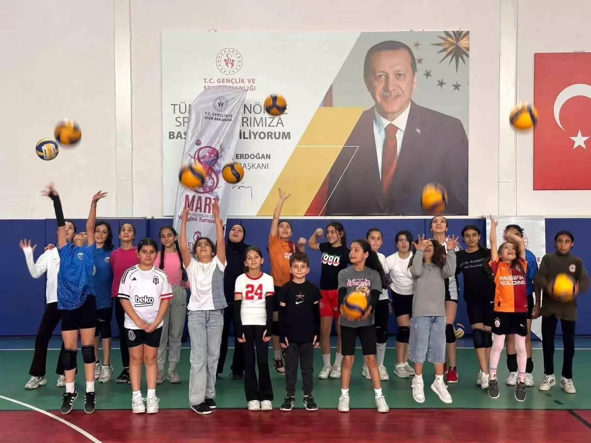 Ramazan\'da Voleybol Kursları Devam Ediyor