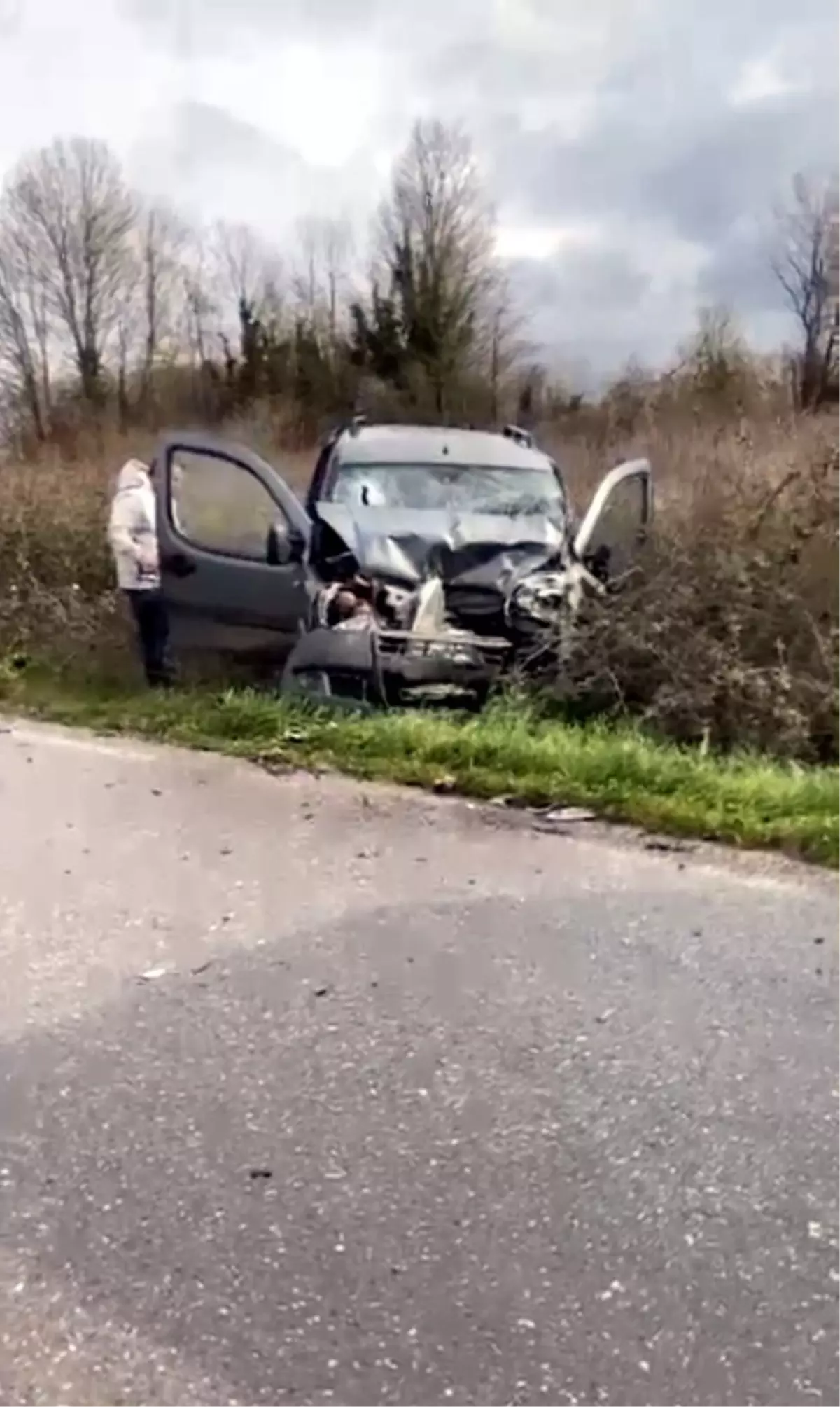 Adapazarı\'nda Trafik Kazası: 1 Ölü, 4 Yaralı