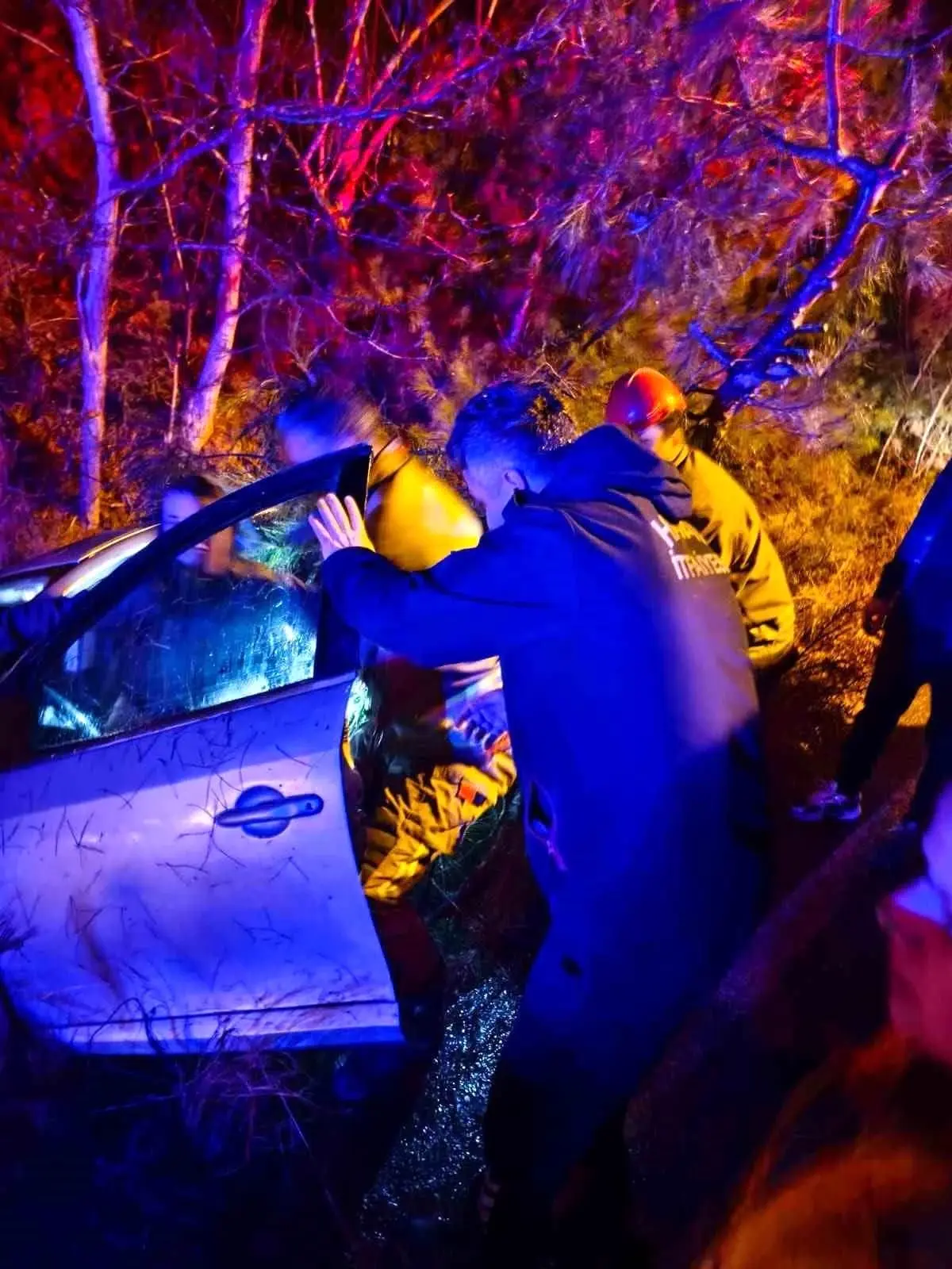 Hatay\'da Kaza: Araç Devrildi, Sürücü Yaralandı