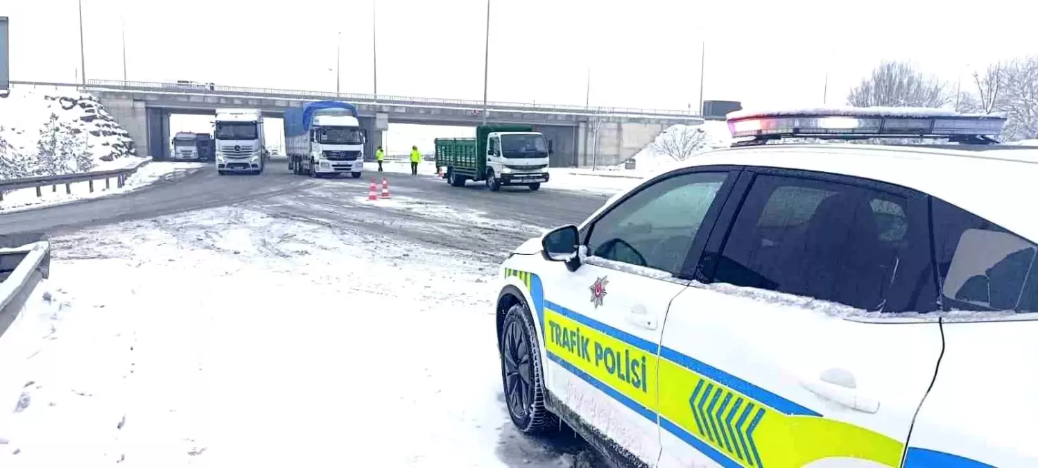 Kayseri-Malatya Karayolu Kapandı