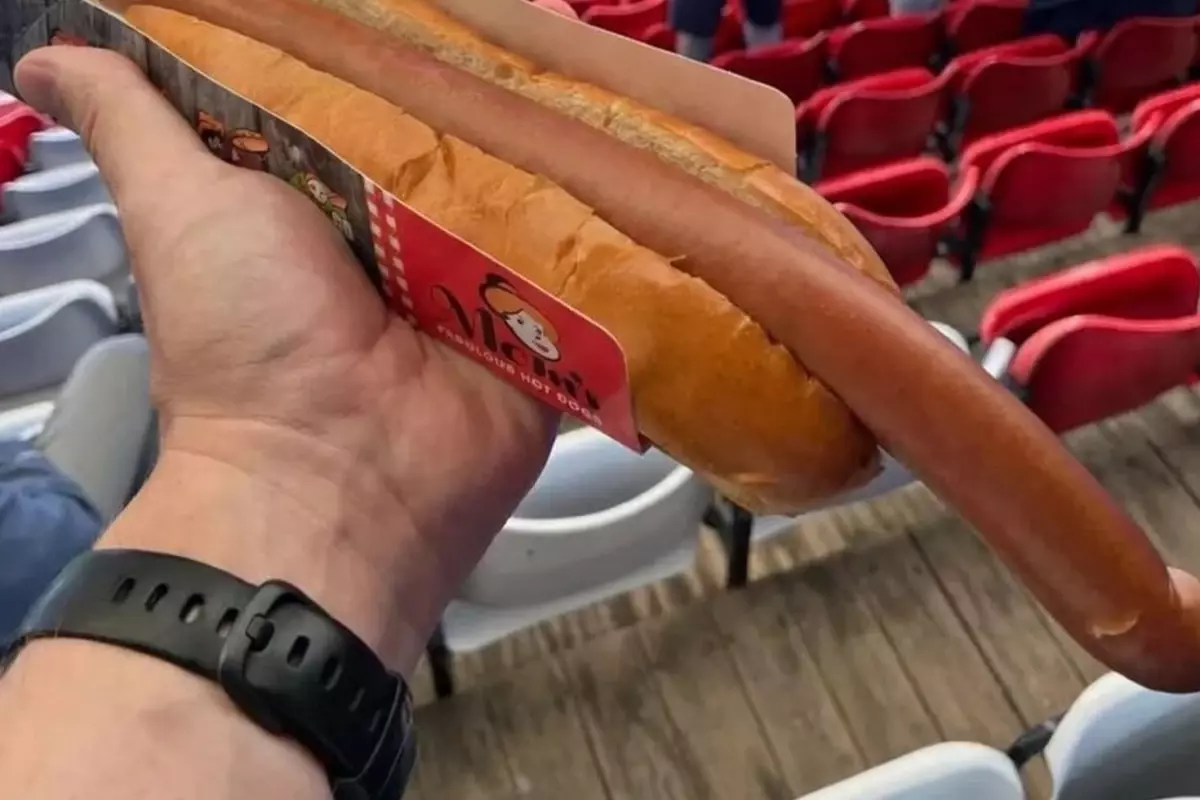 Fener maçında satılan sosisliye bakın 