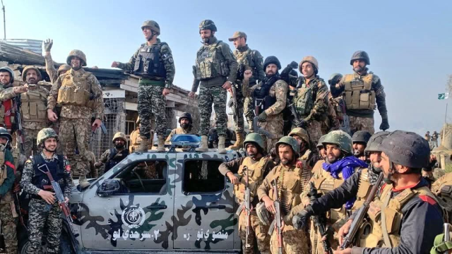 Savaş büyüyor! Ordu kritik noktayı ele geçirdi, Taliban'ın kritik ismi öldürüldü