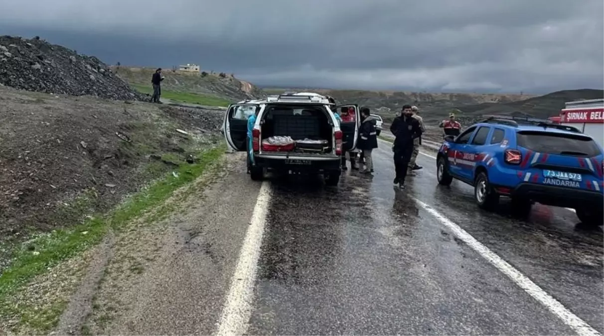 Şırnak\'ta Minibüs Devrildi: 9 Yaralı