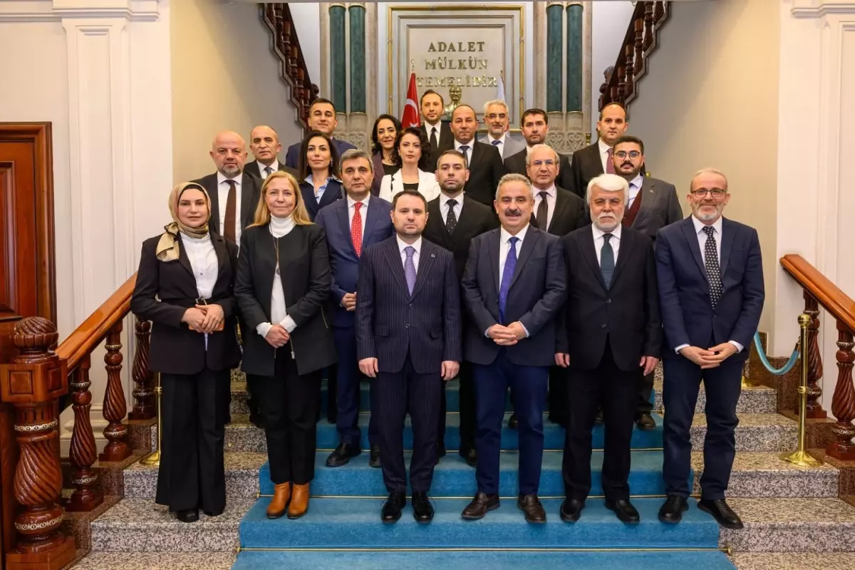 Türkiye Basın Federasyonu\'ndan Adalet Bakanı Akın Gürlek\'e ziyaret