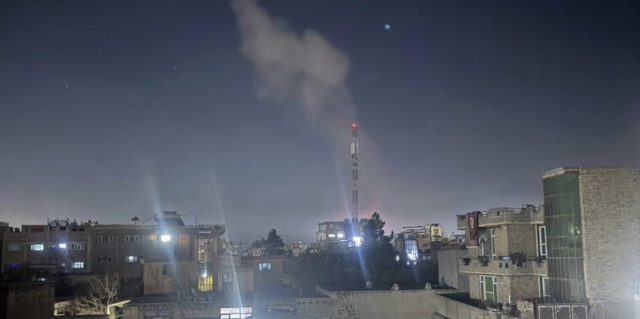 Ülkenin başkentinde gece yarısı çok sayıda büyük patlama