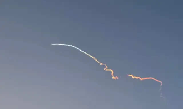 Devrim Muhafızları yeni füze saldırı dalgası başlattı! Doha ve Dubai'den patlama sesleri geliyor