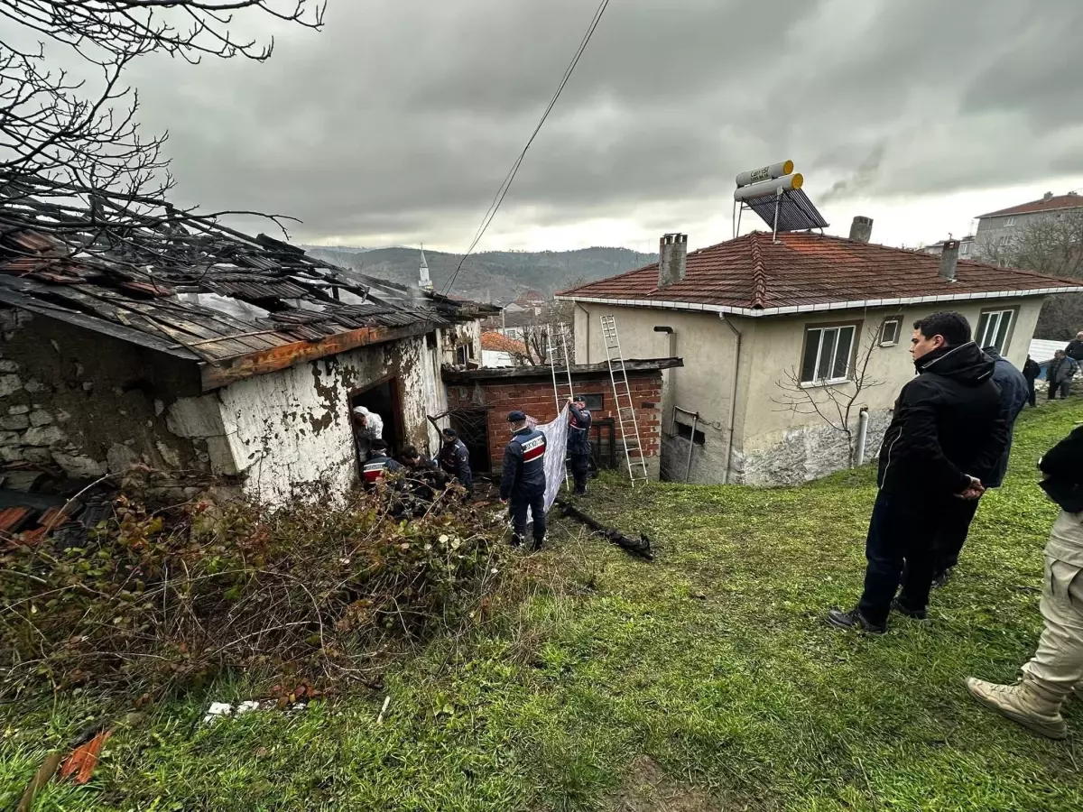 Kaymakam Tuna, Yangınla İlgili İncelemelerde Bulundu