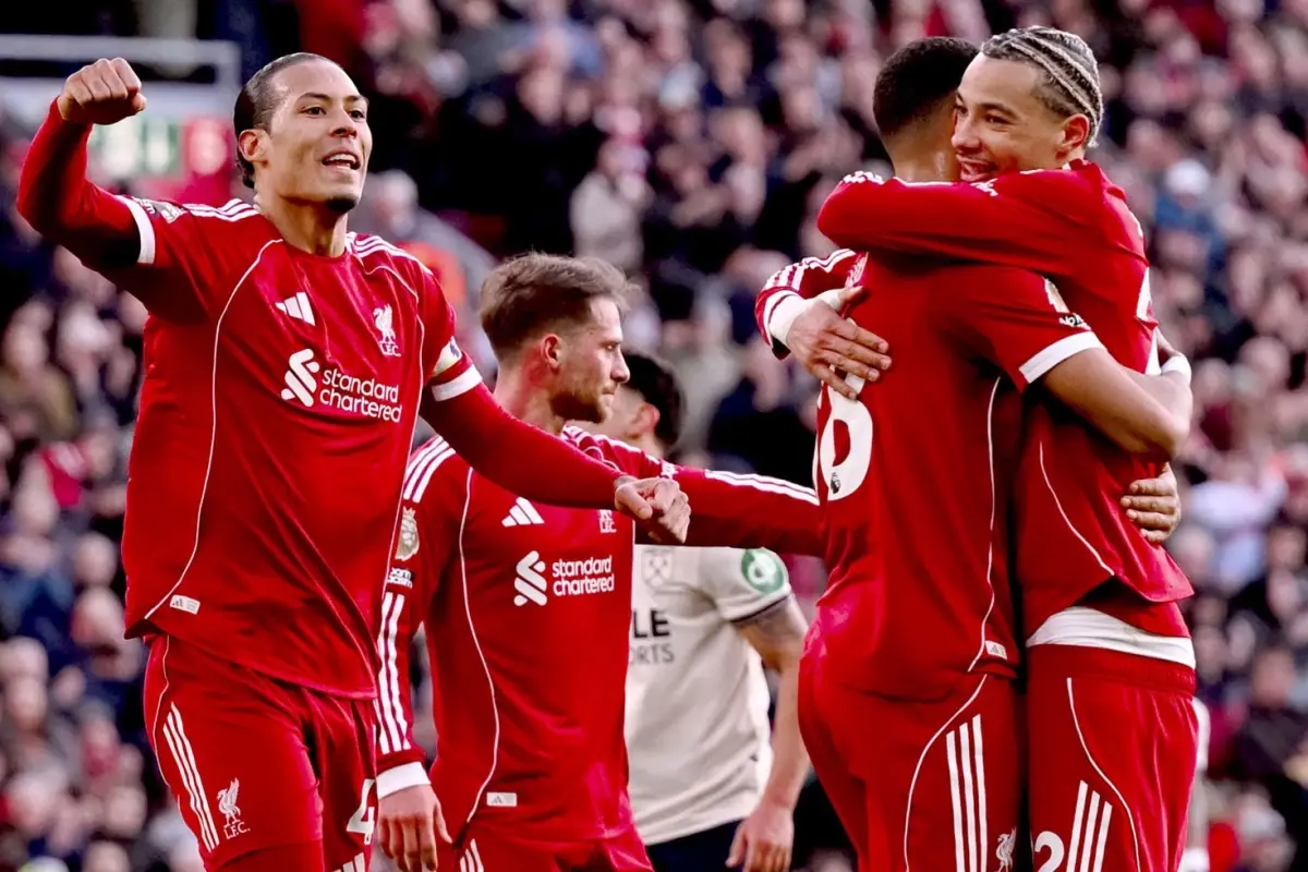 Galatasaray\'ın rakibi Liverpool\'dan 5 gollü gövde gösterisi