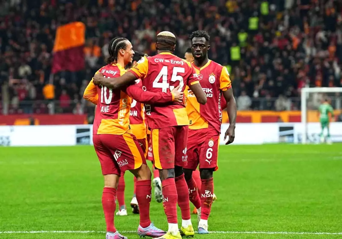 Galatasaray Evinde Yenilmiyor