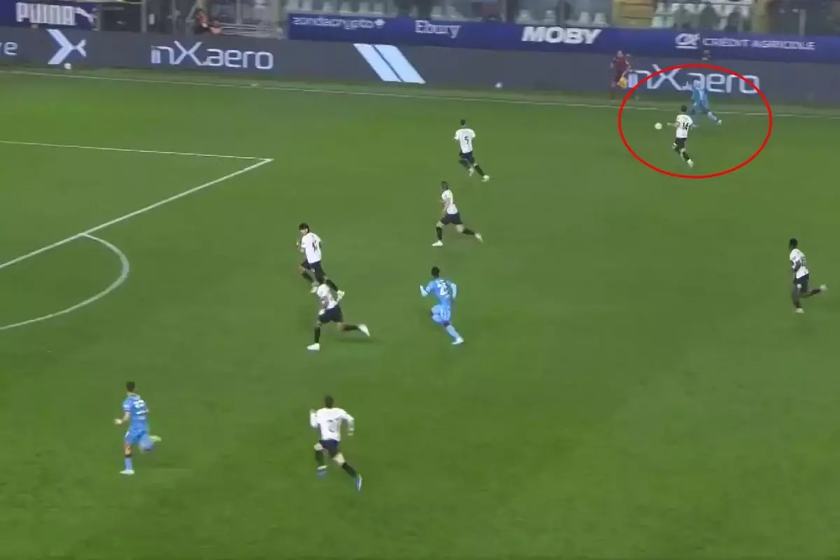 Görenler inanamıyor! Cagliari\'nin yıldızından inanılmaz bir gol