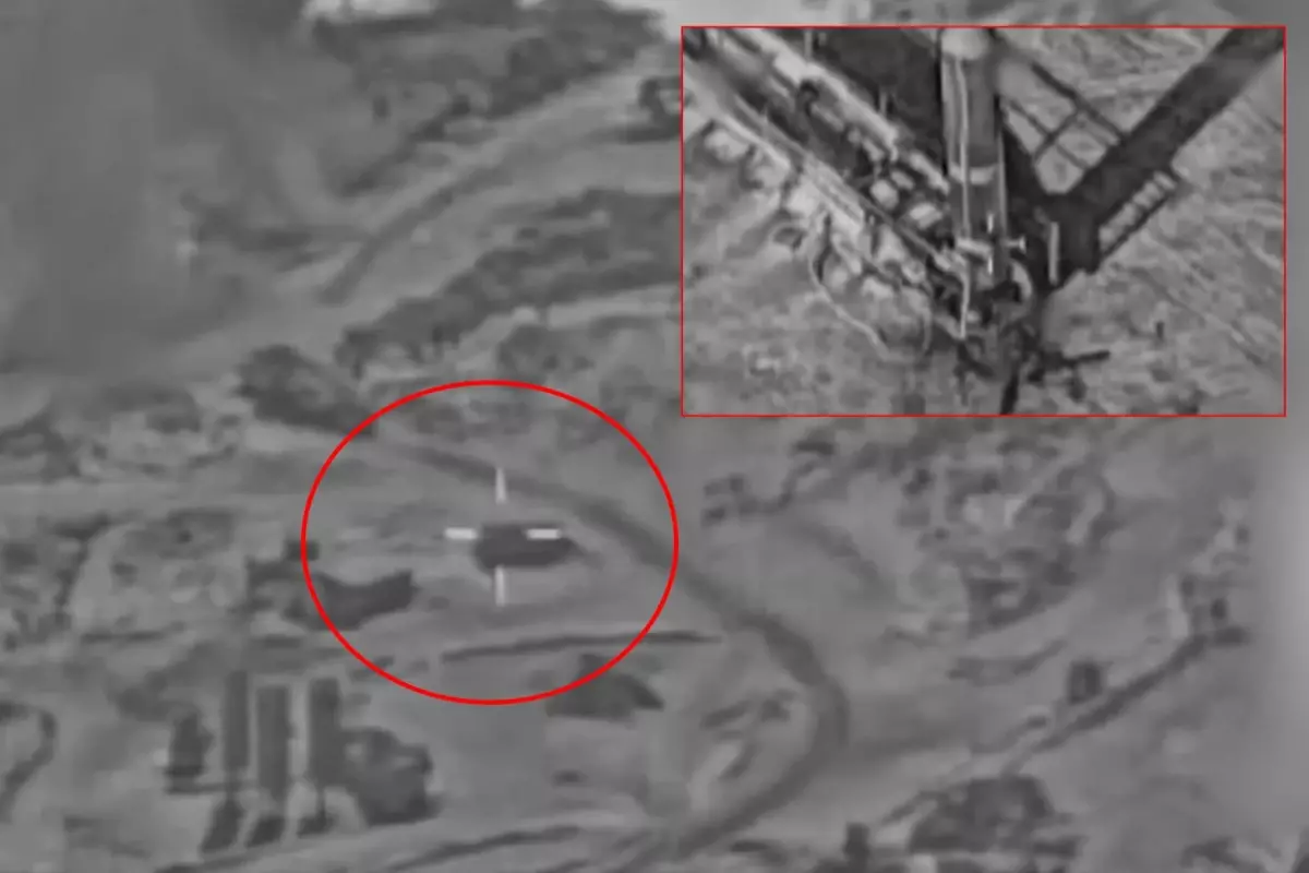 İsrail, İran\'ın batısındaki hedefleri vurduğu anların görüntüsünü paylaştı