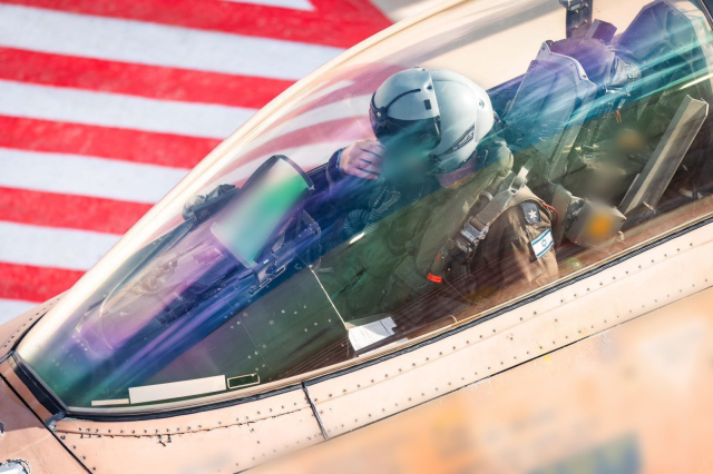 İsrail savaş uçakları İran'a ikinci dalga saldırı başlatmak üzere havalandı