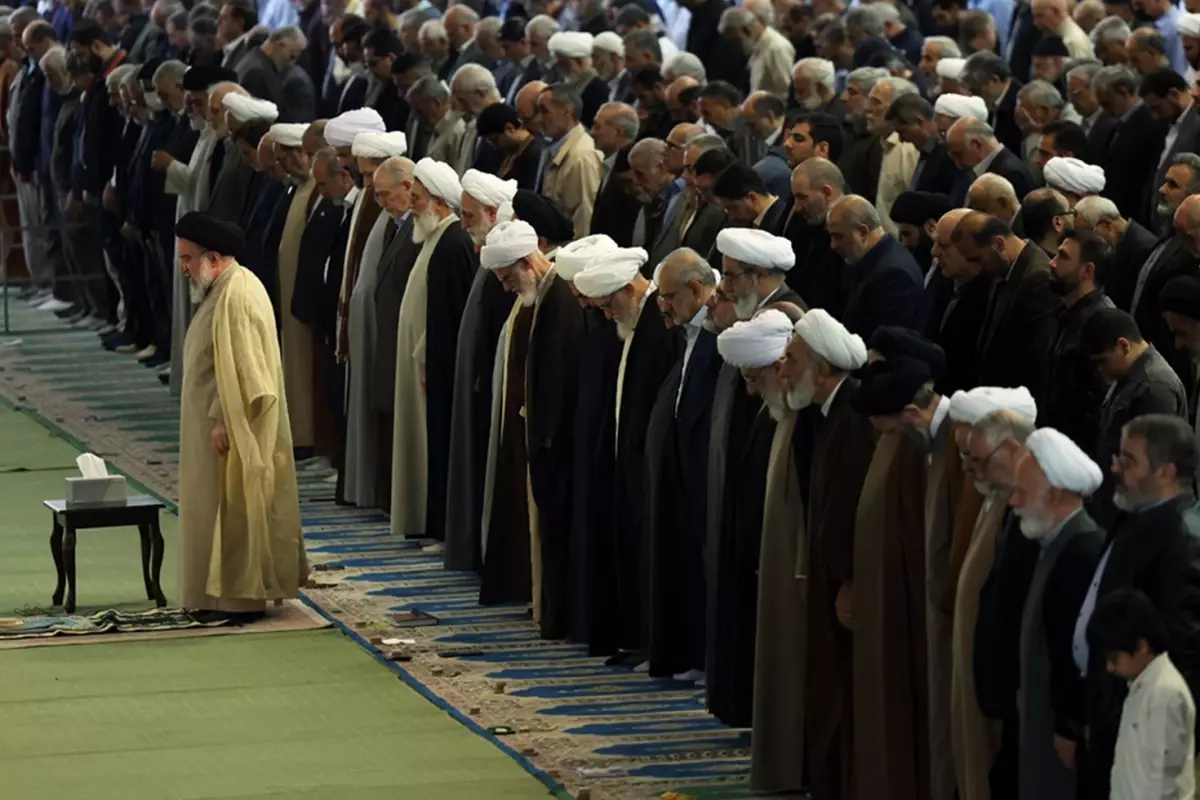 Kayıp haberleri geliyor! İran\'ın üst düzey komutanları öldürüldü