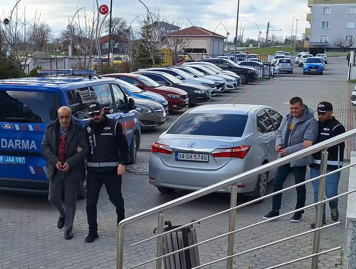 Kırklareli\'nde 2 Belediye Personeli Tutuklandı