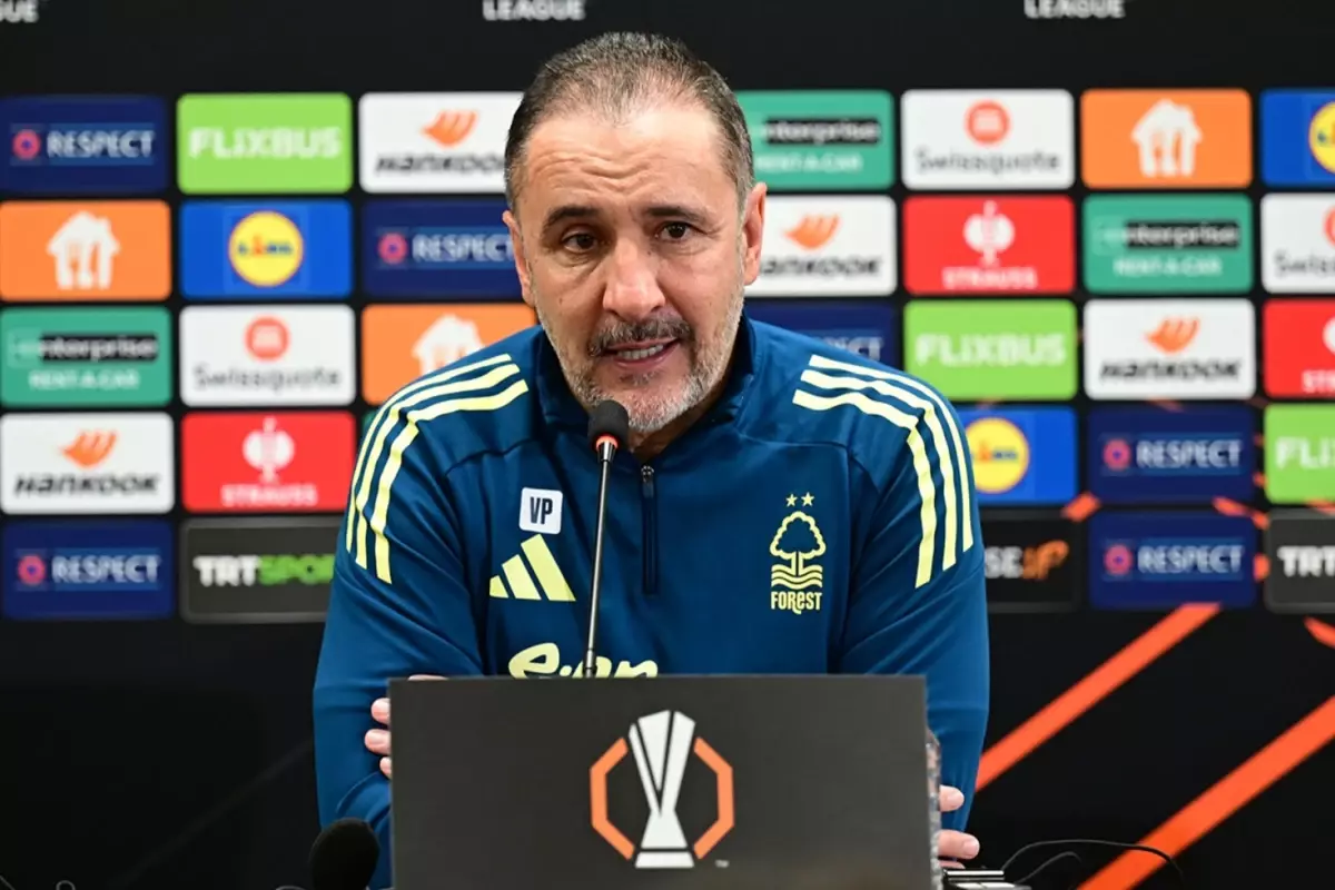 Pereira\'dan Fenerbahçe\'nin yıldızına bomba soru: Kontratın ne durumda?