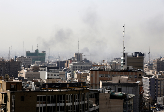 Tahran'da peş peşe patlamalar! İşte ilk görüntüler
