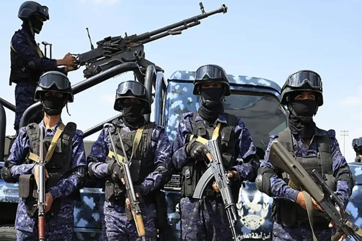 Husilerden İran\'a açık destek, ABD\'ye rest: Üsleri hedef almak meşru bir hak