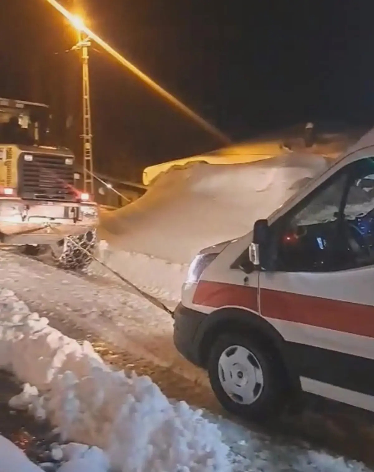 Hamile Kadın 5 Saatte Hastaneye Ulaştırıldı