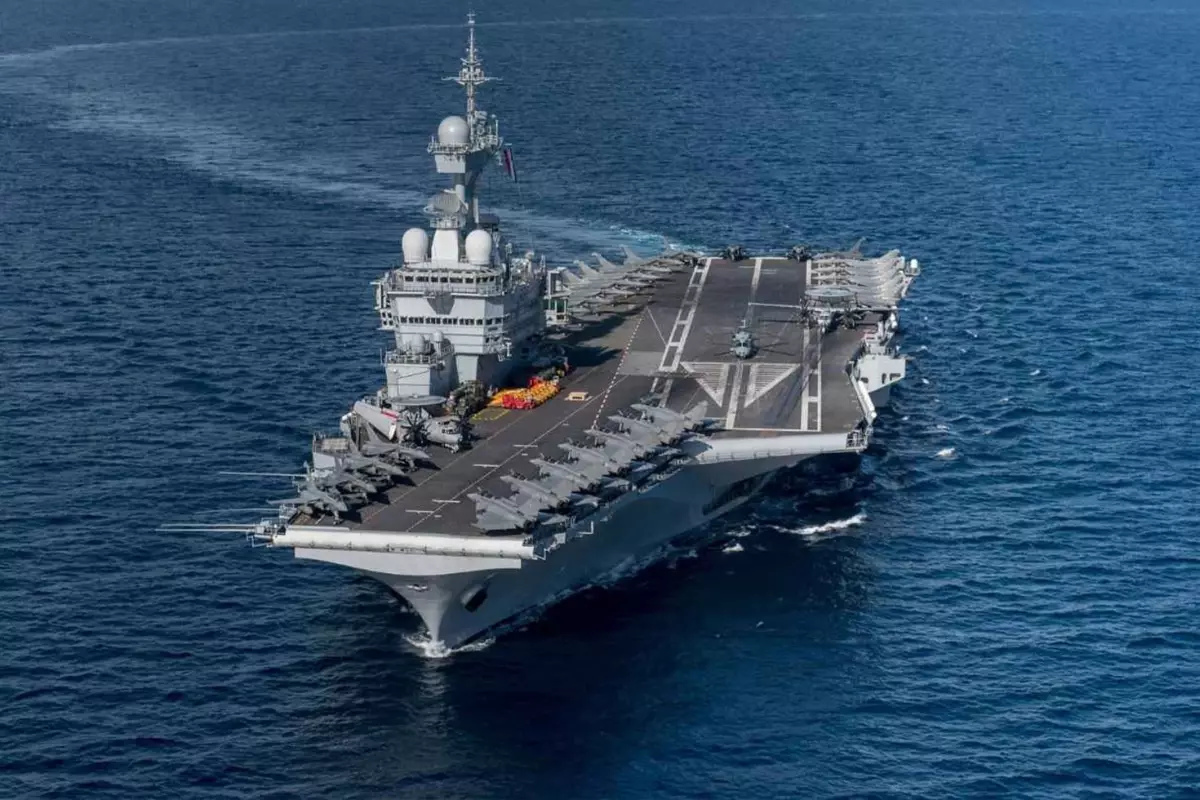 ABD\'nin ardından Fransa da Doğu Akdeniz\'e uçak gemisi gönderdi