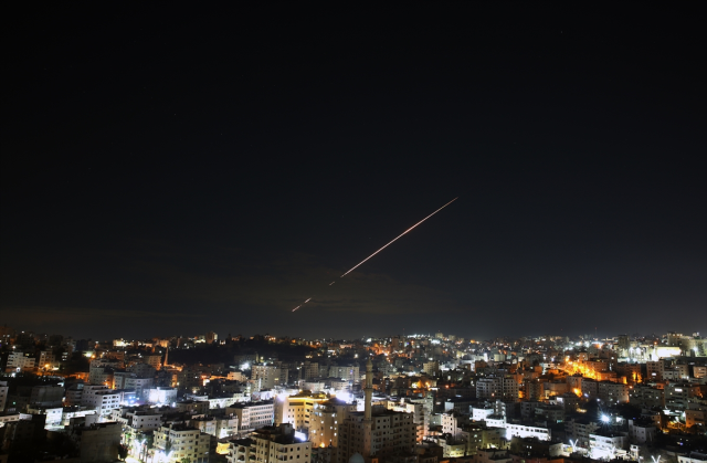 ABD ve İsrail'in İran'a saldırısından sonra gözler Çin'e çevrilmişti! İlk tepki geldi