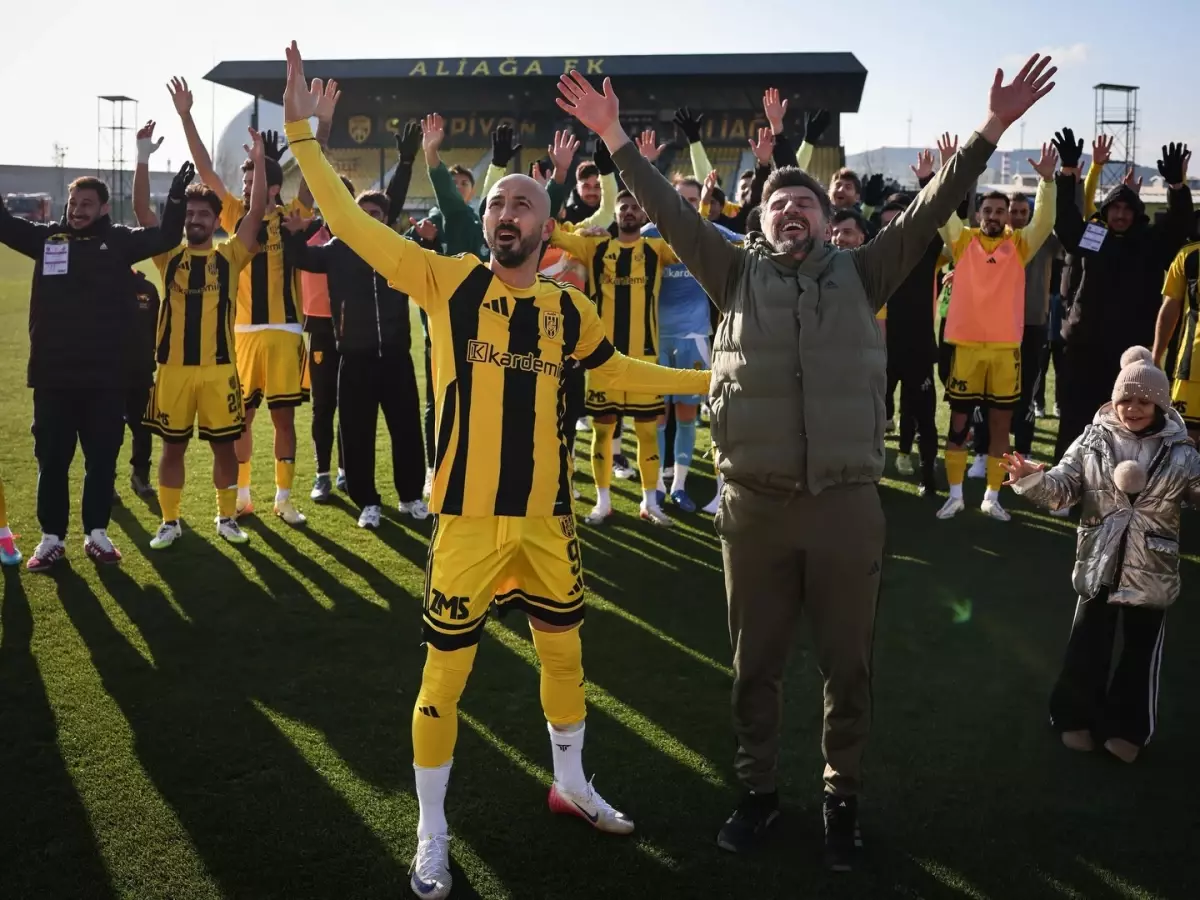 Aliağa FK, 1461 Trabzon\'u Geçti