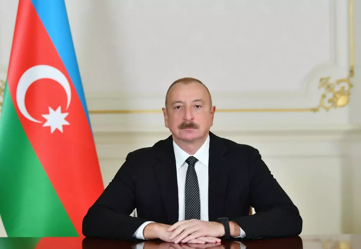 Aliyev\'den Hamaney\'e Taziye Mesajı