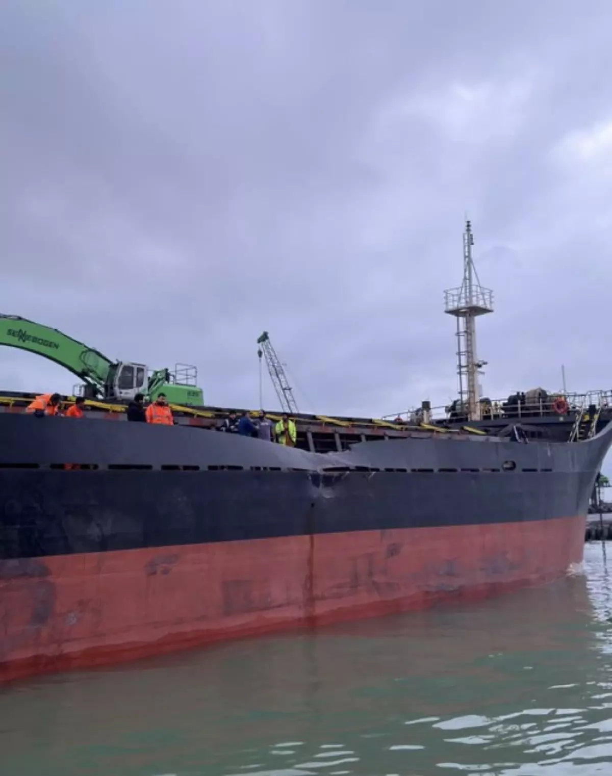 Bartın Limanı\'nda Kuru Yük Gemisi Kazası