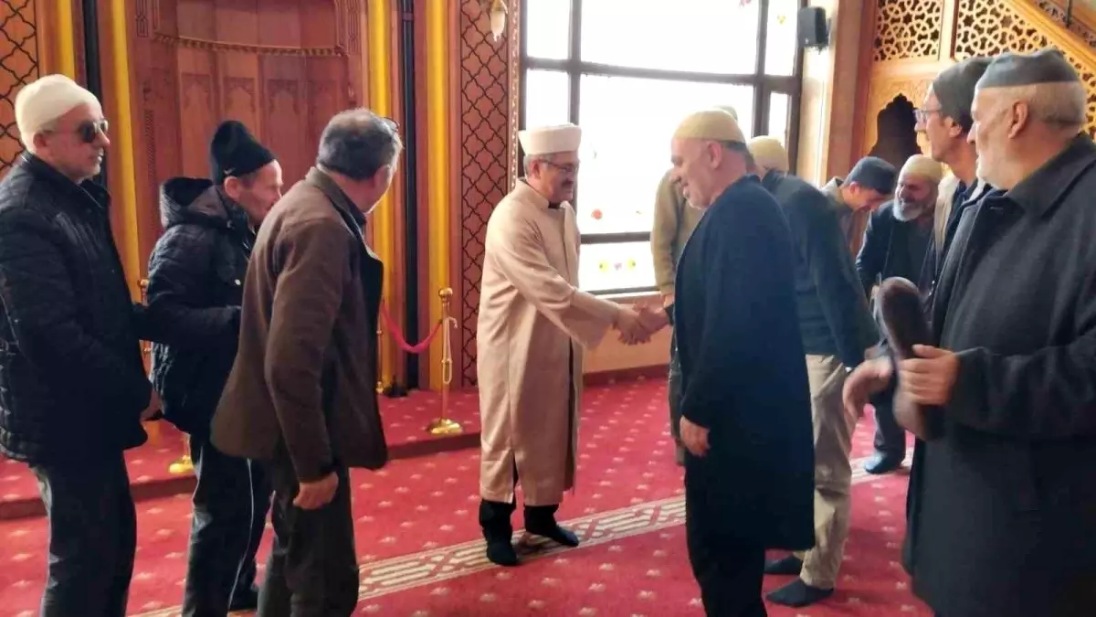 Müftü Çapçı Ramazan\'da Cemaati Birleştiriyor