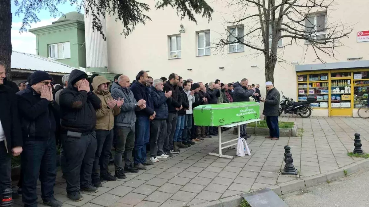 Halı Saha Maçında Kalp Krizi