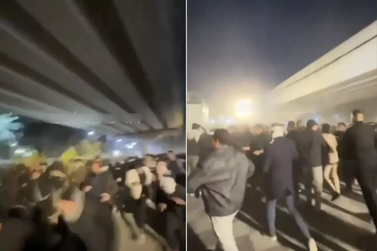 Irak\'ta ABD Büyükelçiliği\'ne yürüyen protestoculara ateş açıldı