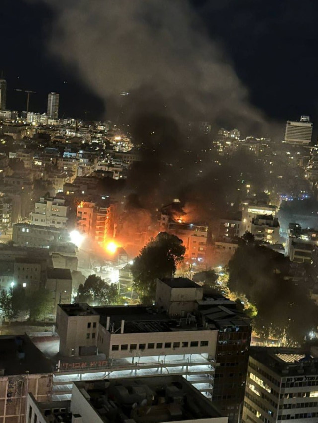 İran'dan İsrail'e yeni füze saldrısı