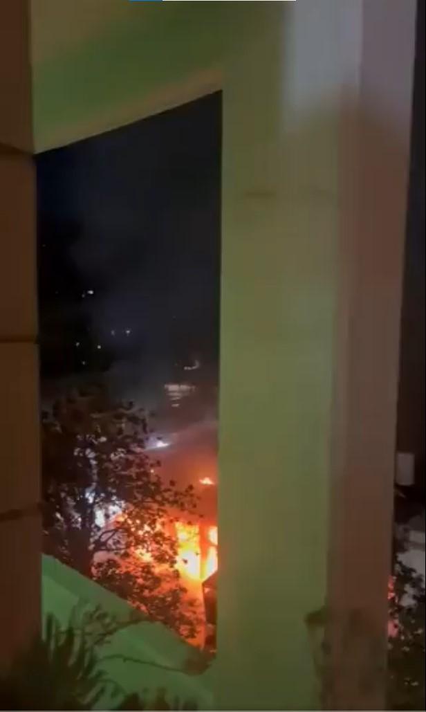 İran, İsrail'i bir kez daha vurdu İran, İsrail'i bir kez daha vurdu