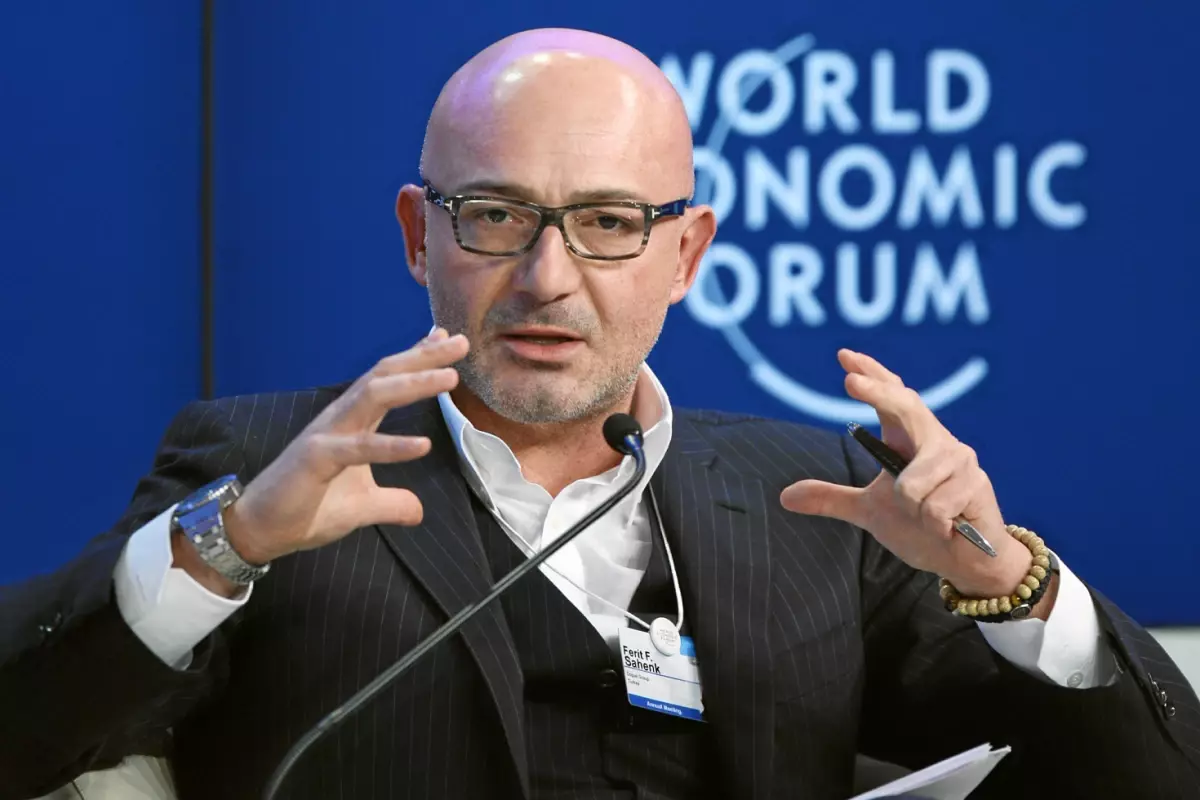 İş insanı Ferit Şahenk Dubai\'de mahsur kaldı