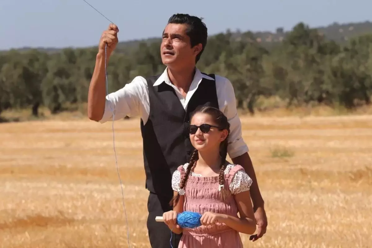 İsmail Hacıoğlu gönderildi, dizi sil baştan değişti! TRT 4 oyuncuyla yolları ayırdı