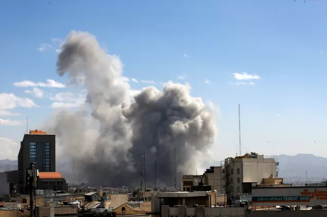 İsrail'i savaş alanına çeviren saldırı! Taş üstünde taş kalmadı İsrail'i savaş alanına çeviren saldırı! Taş üstünde taş kalmadı