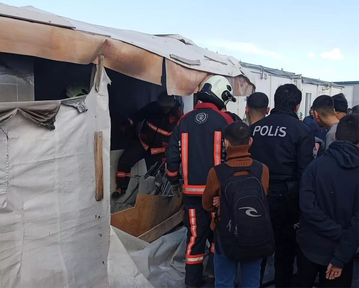 Malatya\'da Konteyner Yangını