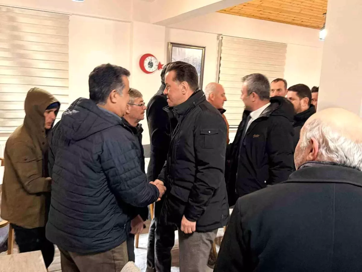 Hatipoğlu, Mahmudiye\'de Muhtarlarla Buluştu