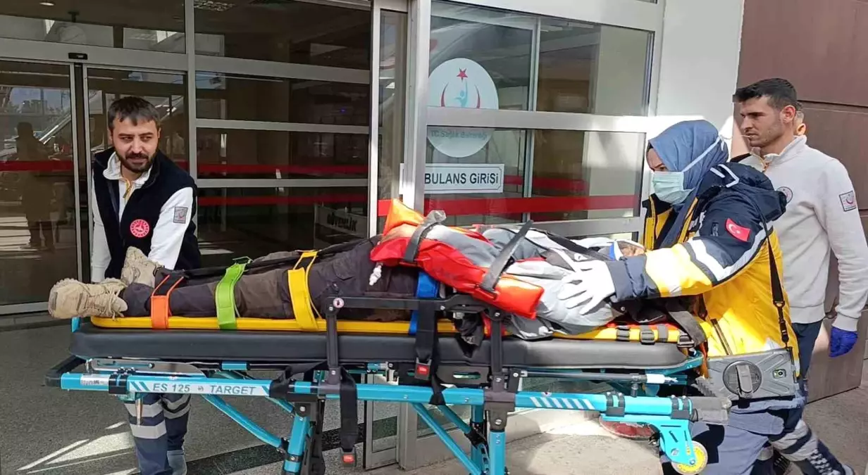 Adıyaman\'da Trafik Kazası: 3 Yaralı