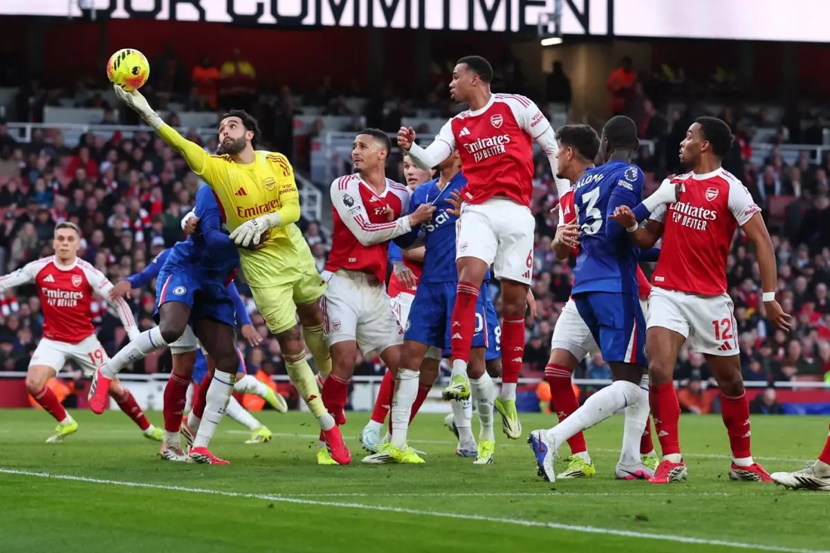 Şampiyonluk yarışı alev alev! Arsenal-Chelsea maçında 3 gol